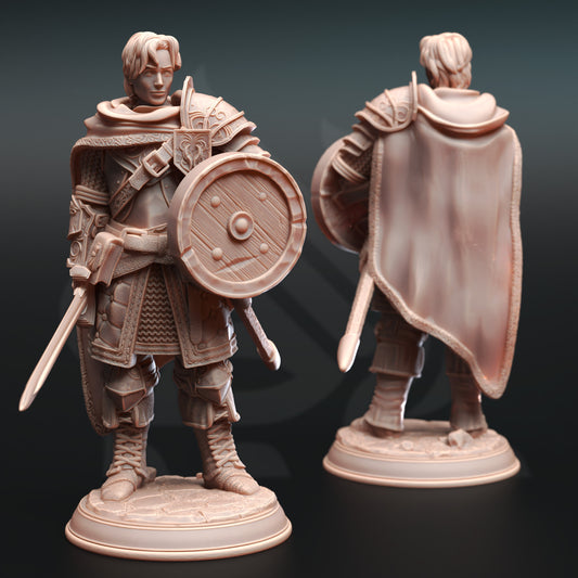 Arion Midrun - Human Fighter - Front