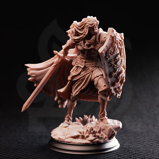 Lydia the Untarnished - Golden Griffin Sergeant - Front