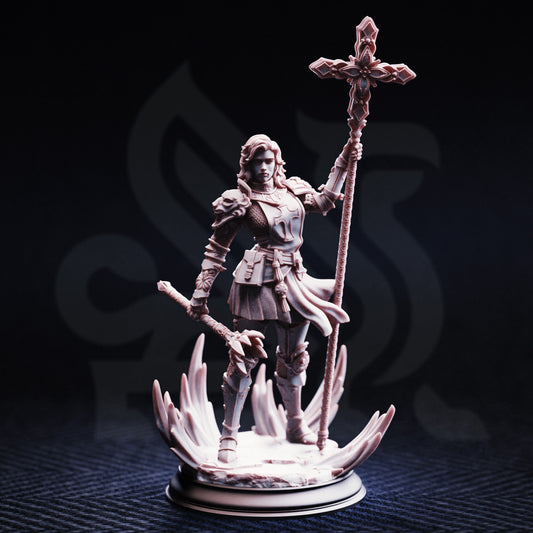 Sara Rosewood – Cleric of Cedhelieth